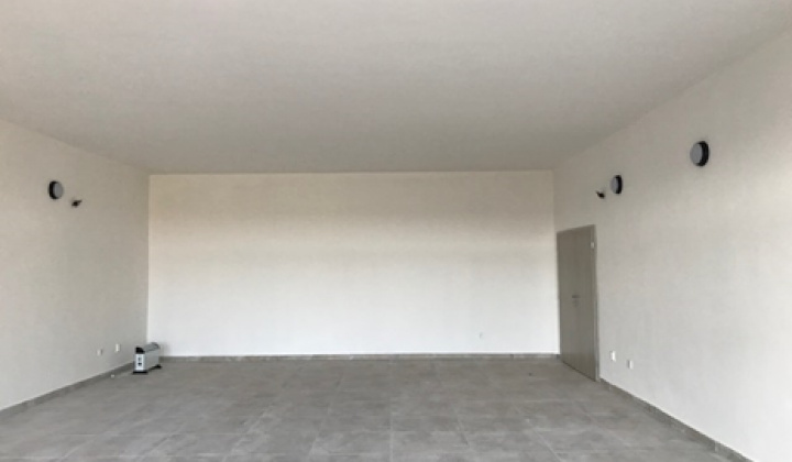 Nenávratné finančné príspevky / Dom smútku - foto
