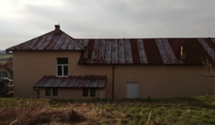 Nenávratné finančné príspevky / Rekonštrukcia okien a dverí v havarijnom stave KULTÚRNEHO DOMU - foto